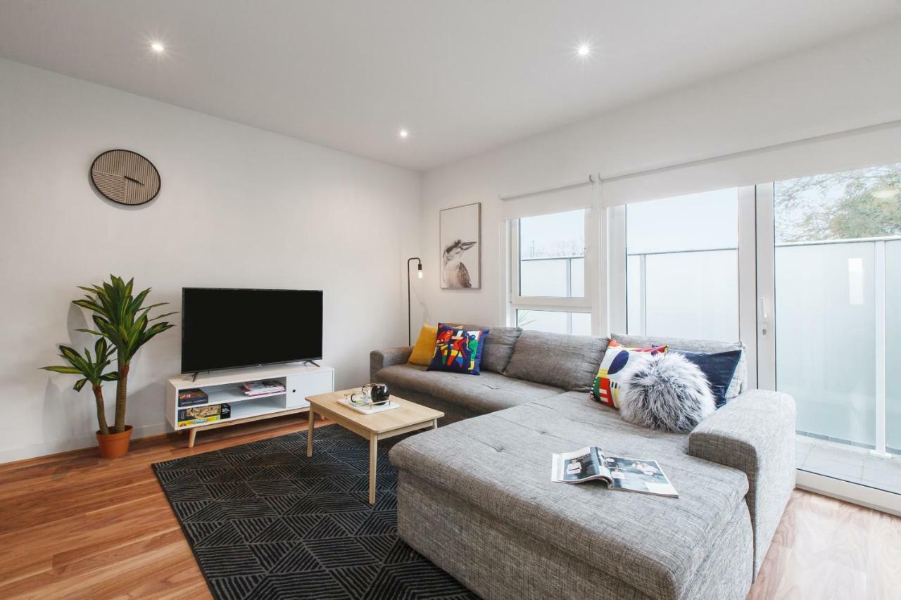 Heart Of Highett Apartment By Ready Set Host 墨尔本 外观 照片